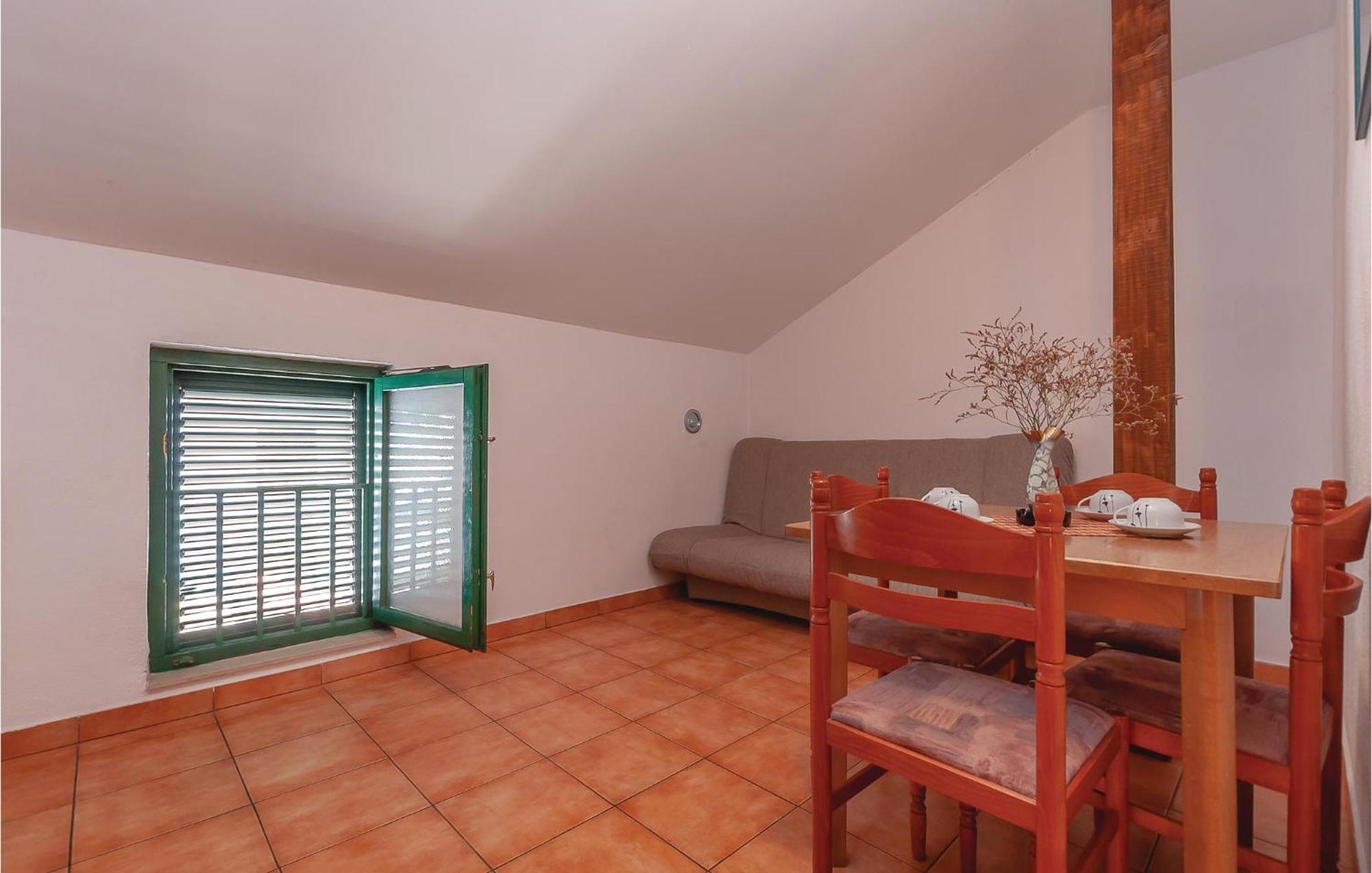 Gorgeous Apartment In Tisno With Kitchen Esterno foto