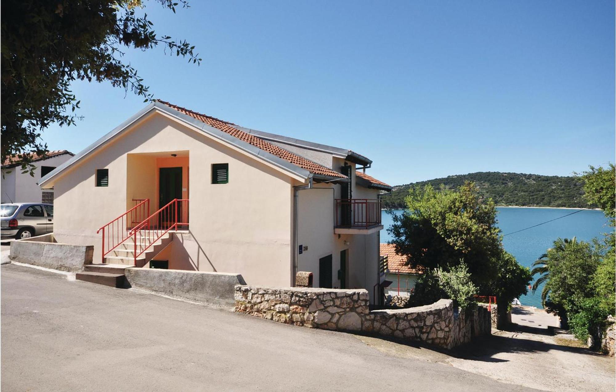 Gorgeous Apartment In Tisno With Kitchen Esterno foto