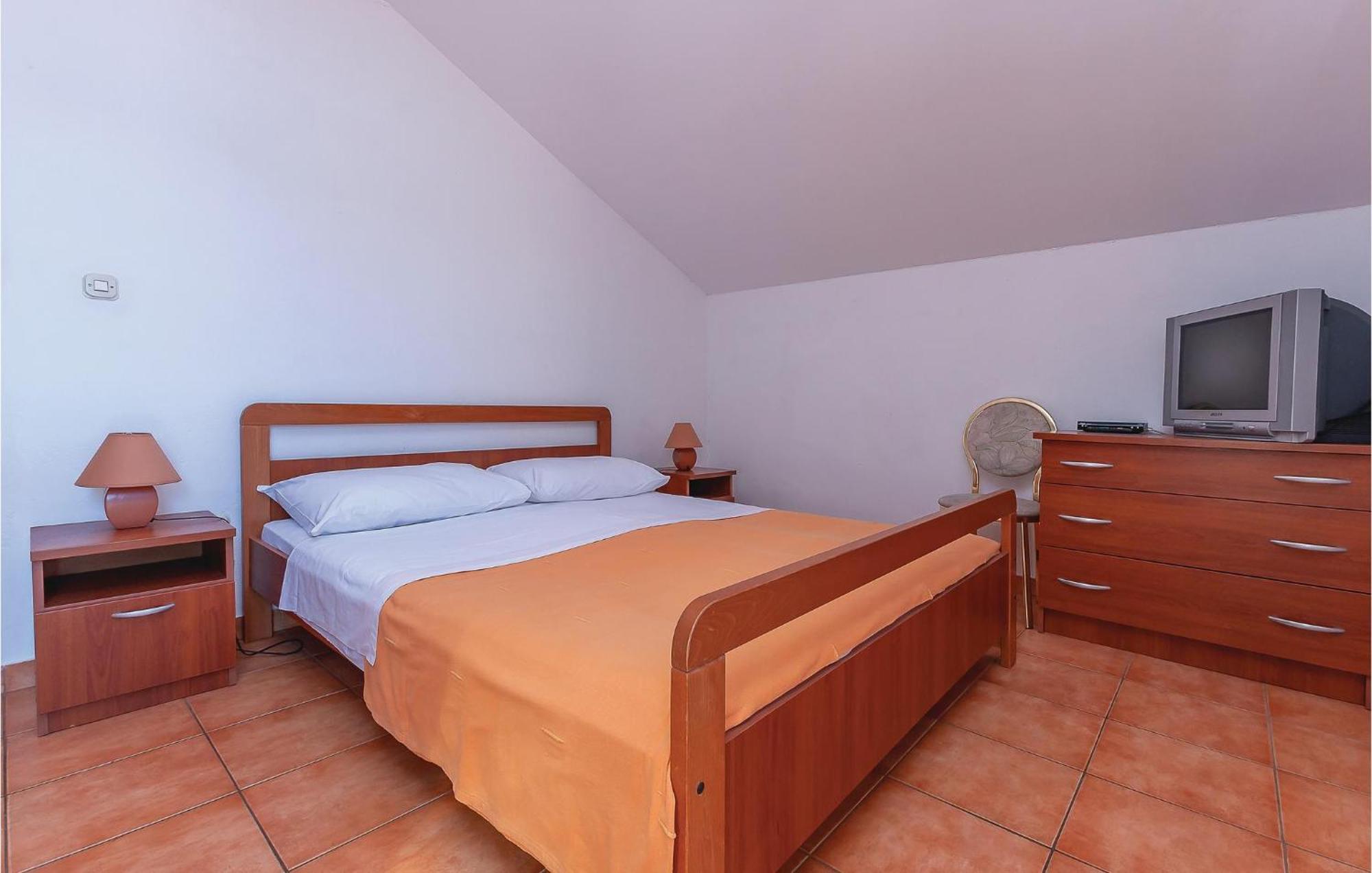 Gorgeous Apartment In Tisno With Kitchen Esterno foto