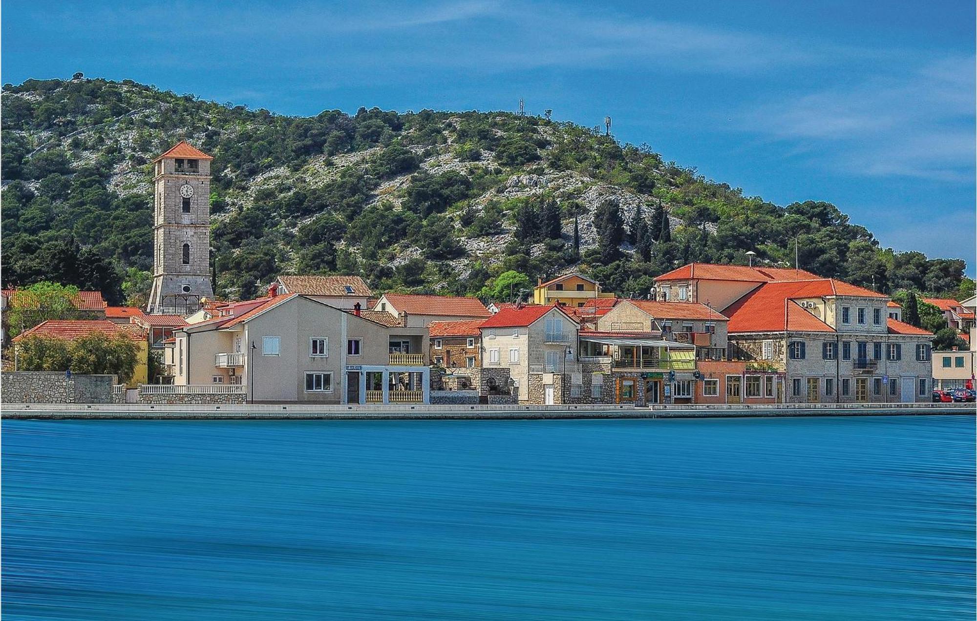 Gorgeous Apartment In Tisno With Kitchen Esterno foto